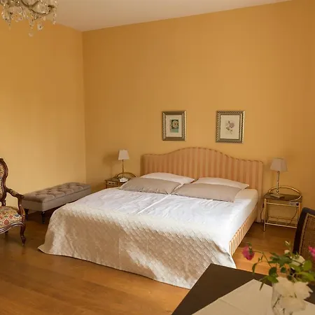 Guest house La Roseraie