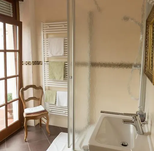 ゲストハウス La Roseraie ヴィットリッヒ